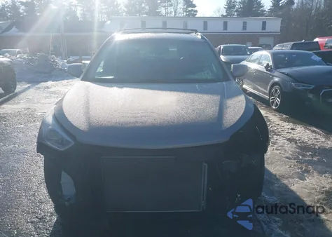 2014 Hyundai Santa Fe Sport 2.4L z USA, uszkodzony, nr VIN 5XYZUDLB7EG210449